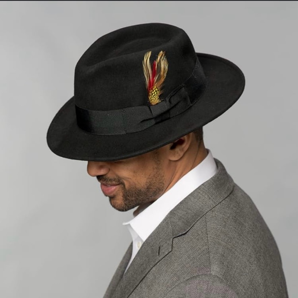 Vintage John B. Stetson Whippet Royal De Luxe
Black Wool Fedora Hat 7-1/8